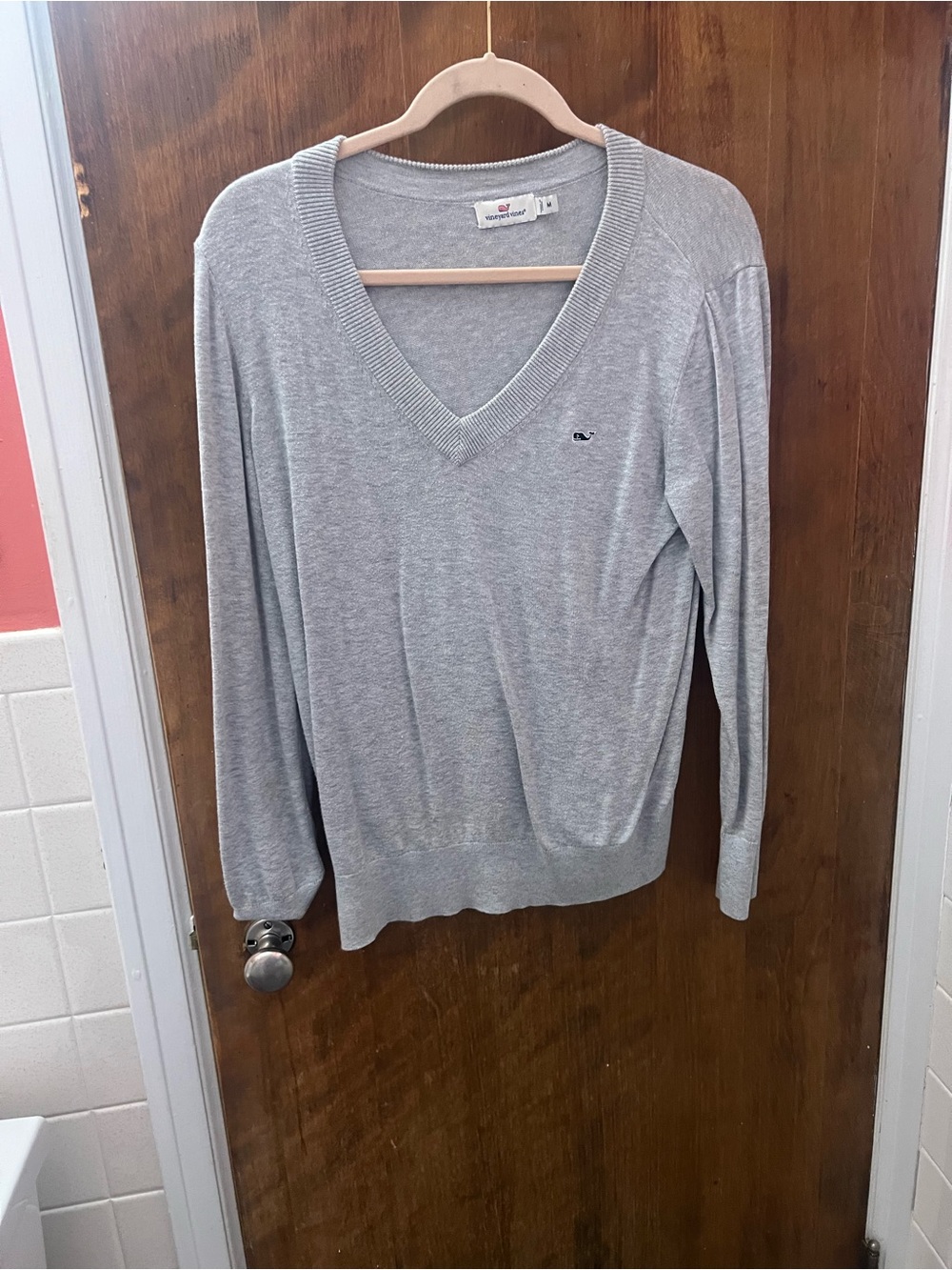 Vineyard Vines Women's Gray V-Neck Sweater
